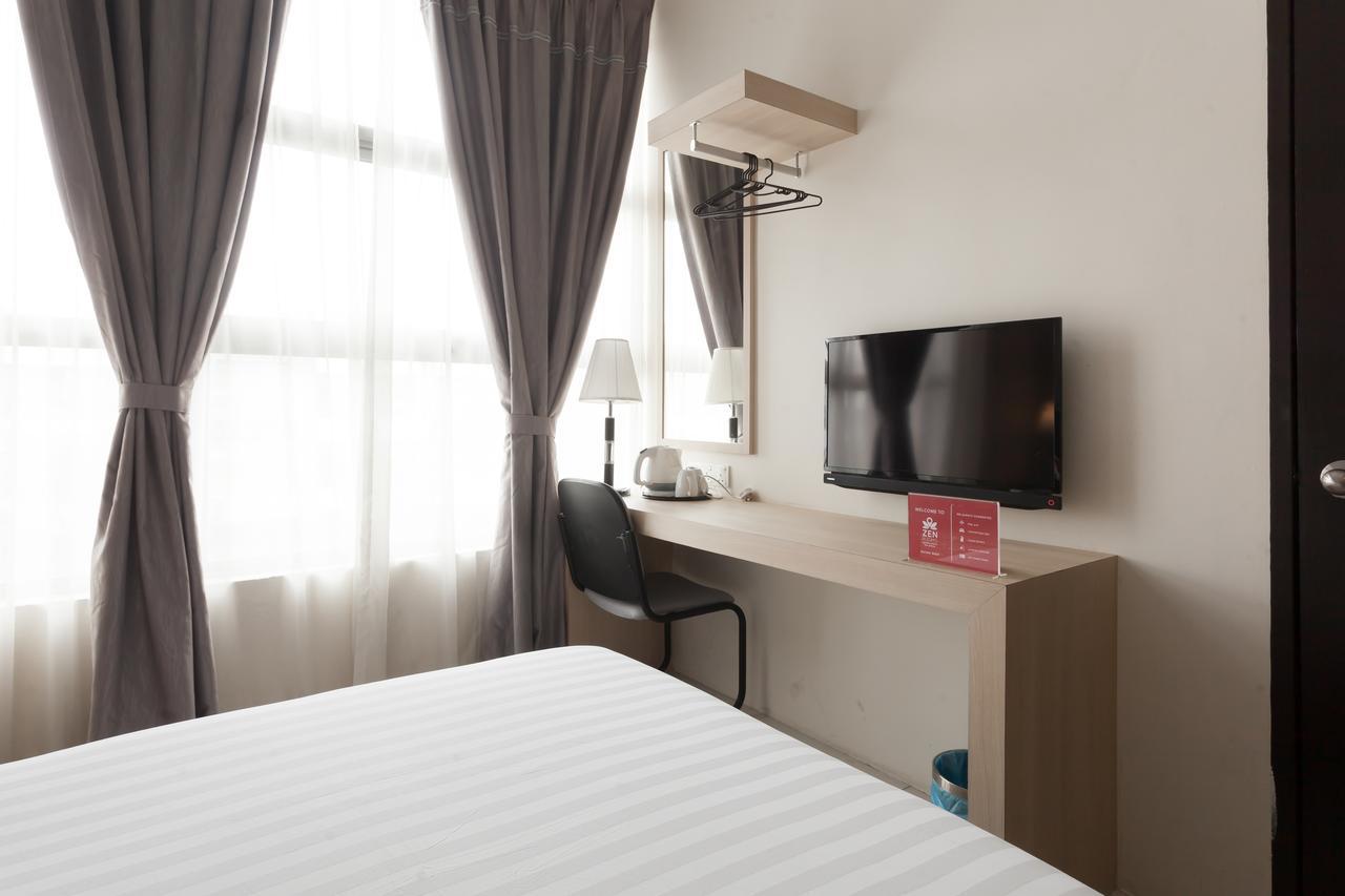 Zen Rooms Sungai Besi Куала-Лумпур Экстерьер фото